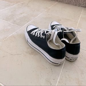 Converse platform sneakers size 6